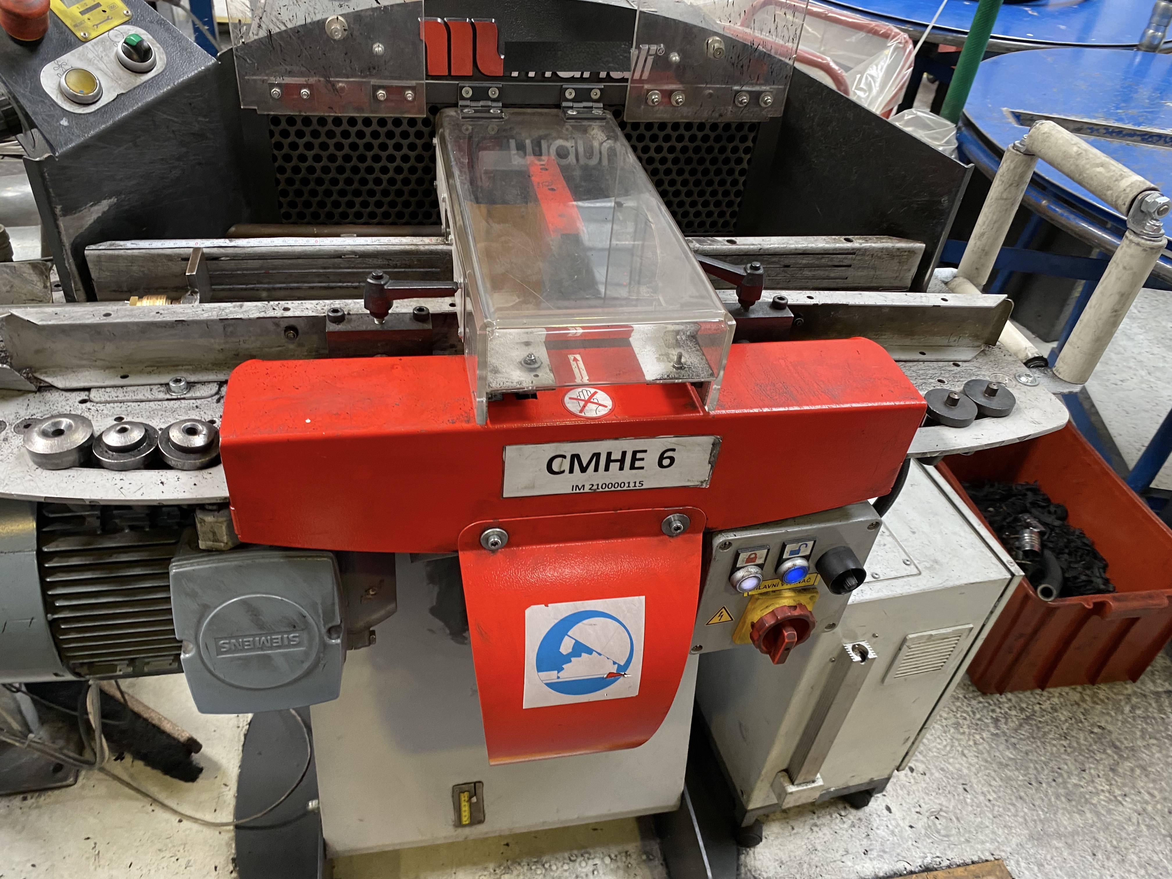 Hydraulic hose saw — new type